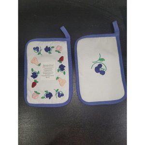 Princess House orchard Medley Pot Holders embroided with stickers set of 2